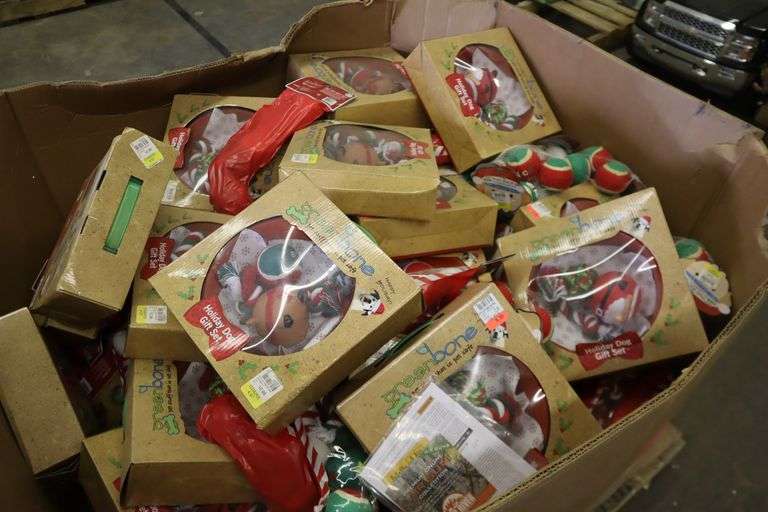 Dog Toys Pallet